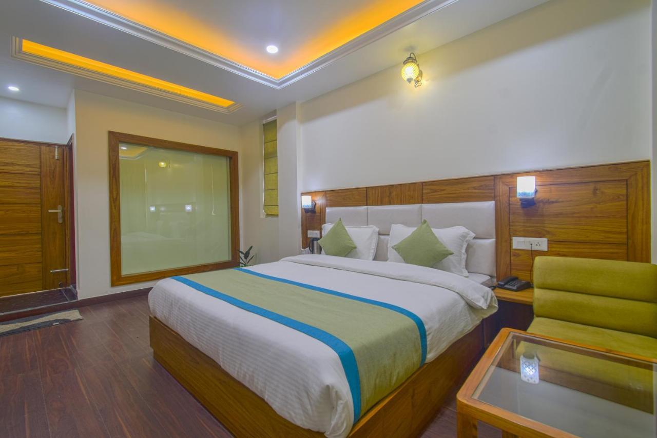 Hotel The Paal Shimla Ngoại thất bức ảnh